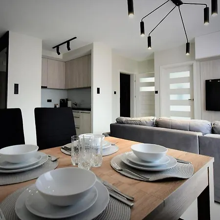 Rys Apartment *